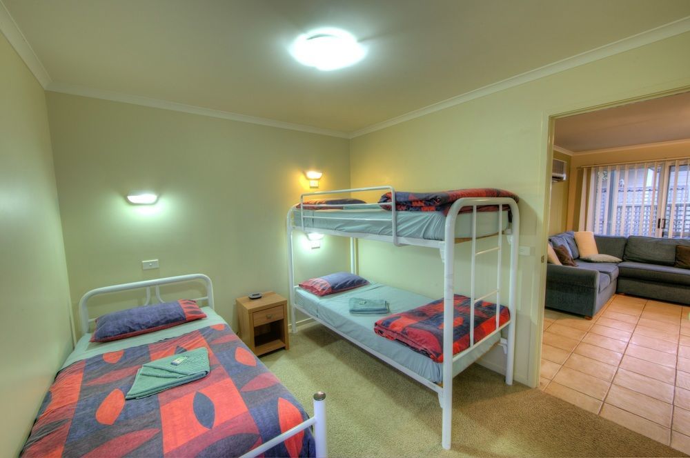 Big4 Whiters Holiday Village Лейкс Ентранс Екстериор снимка