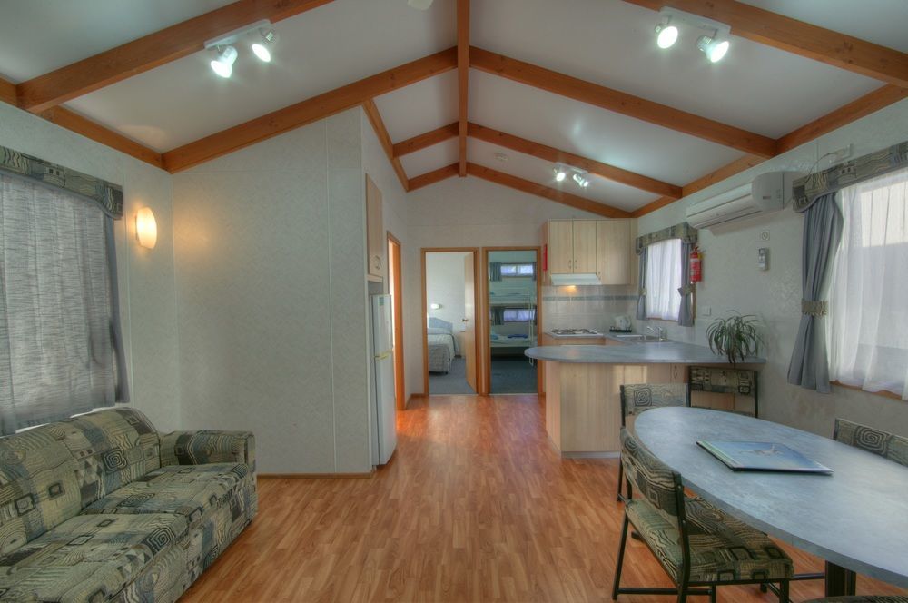 Big4 Whiters Holiday Village Лейкс Ентранс Екстериор снимка