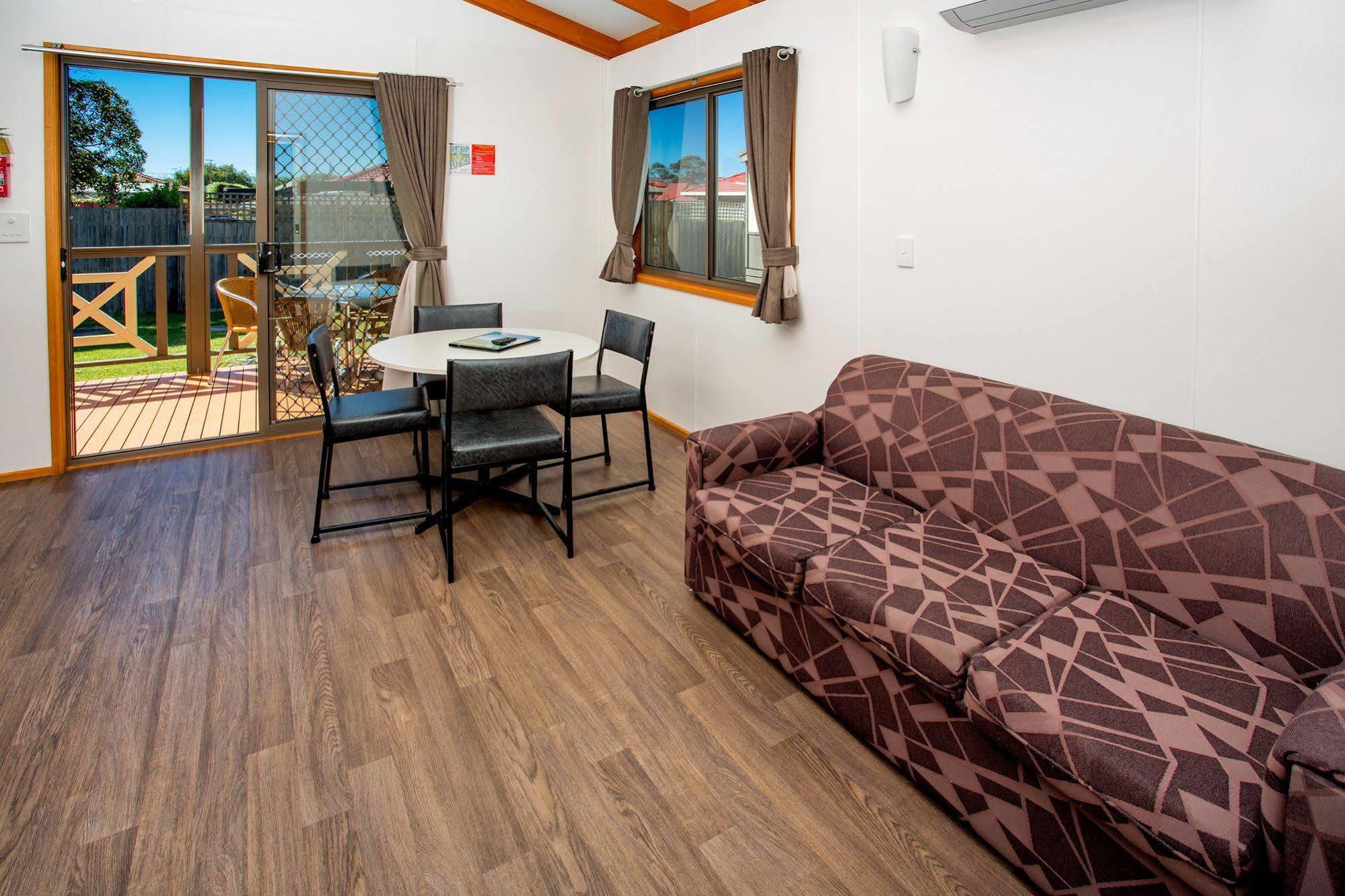 Big4 Whiters Holiday Village Лейкс Ентранс Екстериор снимка